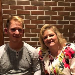 Meet your Posher, Robin